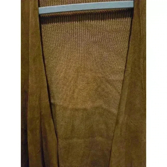 Westport Women's 1X Brown Faux-Suede Perforated Cardigan Sweater - Picture 7 of 9